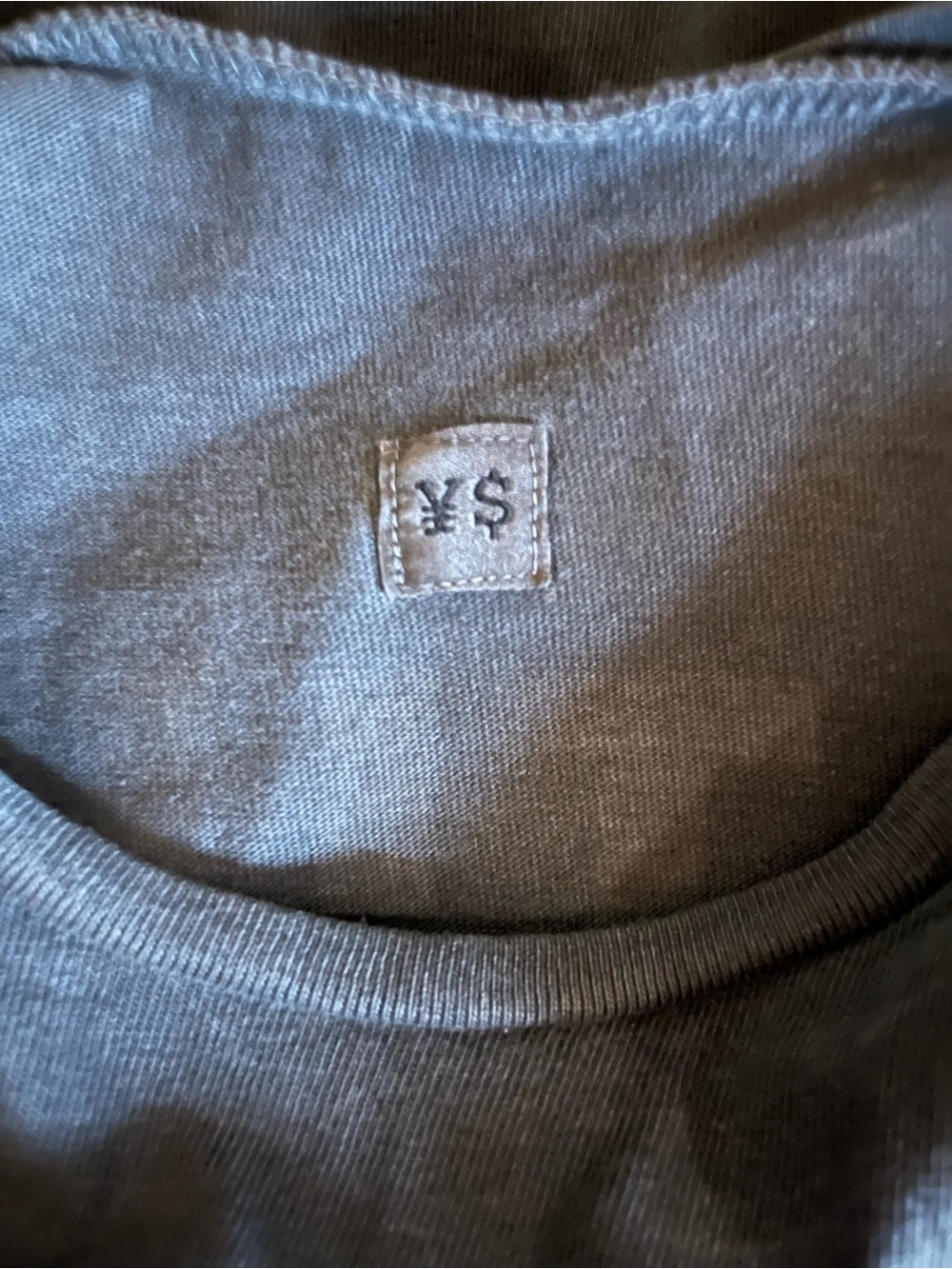 Yeezy Vultures Korea Exclusive Tee - Picture 6 of 6